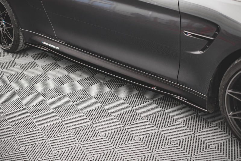 Maxton sideskørter til BMW M4 F82 – blank sort – billede 1 af 5