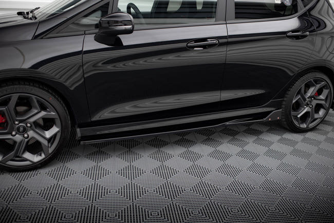 Maxton Side Skirts Diffusers + Flaps V.2 Ford Fiesta St / St-Line - Gloss Black