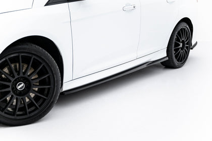 Maxton sideskørter til Ford Focus ST Mk3 – blank sort – billede 1 af 8