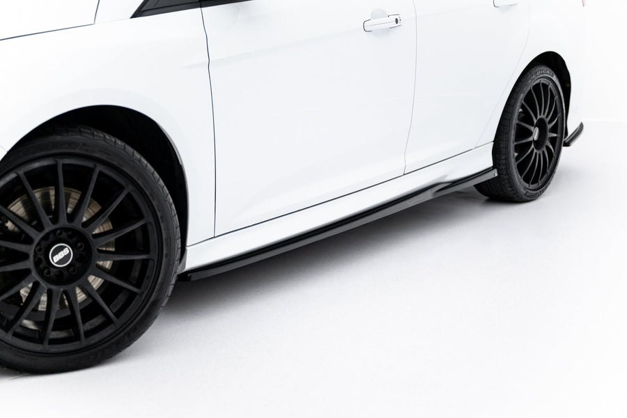 Maxton sideskørter til Ford Focus ST Mk3 – blank sort – billede 1 af 8