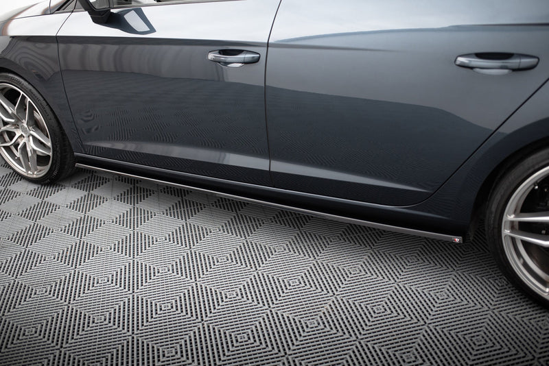 Maxton sideskørter til Seat Leon Mk3 Cupra/ FR Facelift – blank sort – billede 4 af 6