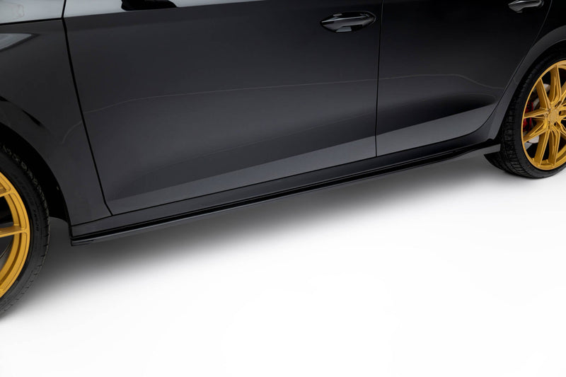 Maxton sideskørter til Skoda Octavia RS Liftback / Combi Mk4 Facelift – blank sort – billede 1 af 6