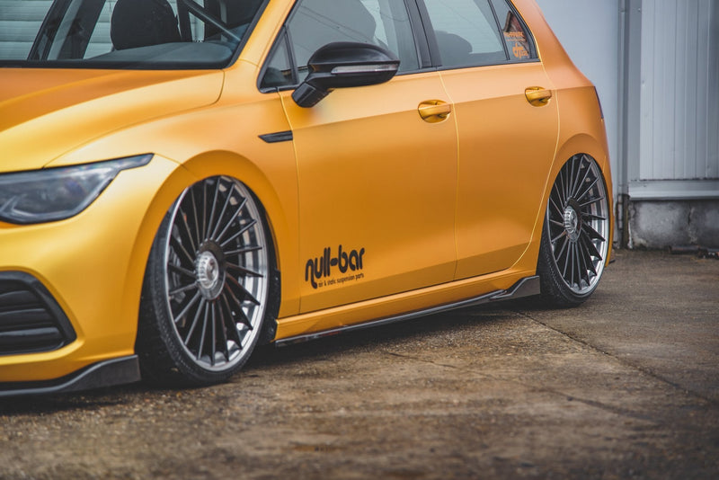 Maxton sideskørter til Volkswagen Golf Mk8 – blank sort – billede 1 af 7