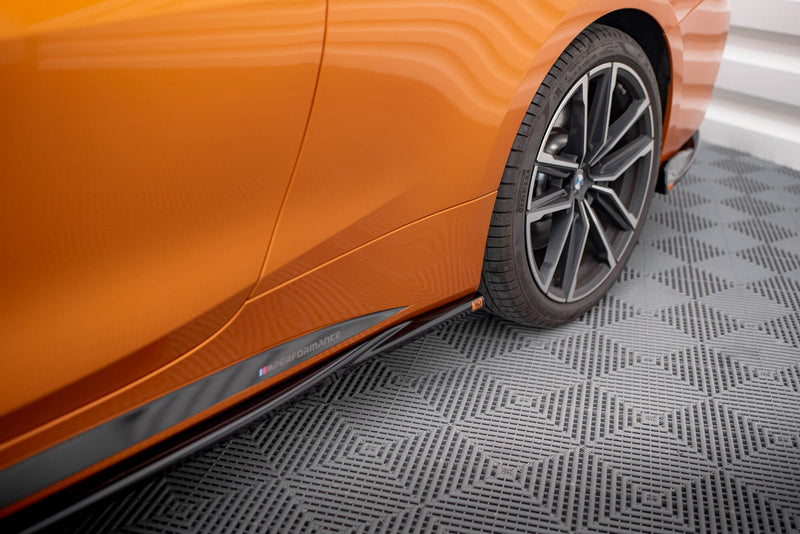 Maxton sideskørter til BMW 4 M-Pack / M440i G22 / G23 / G22 Facelift / G23 Facelift – blank sort – billede 2 af 6