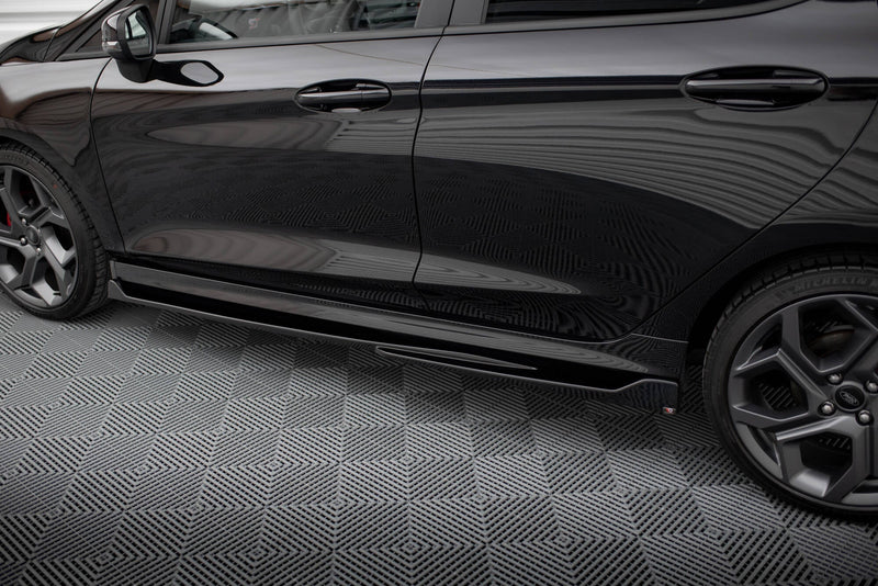 Maxton sideskørter til Ford Fiesta Mk8 ST / ST-Line – blank sort – billede 3 af 6
