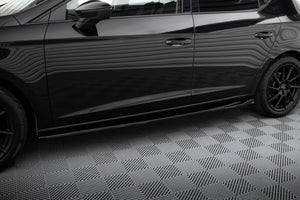 Maxton sideskørter til Seat Leon Cupra / FR Mk3 Facelift – blank sort – billede 1 af 5