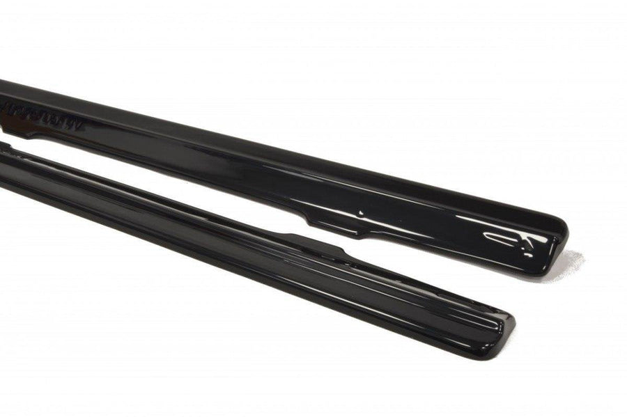 Maxton sideskørter til Volkswagen Golf Mk5 GTI – blank sort – billede 1 af 3