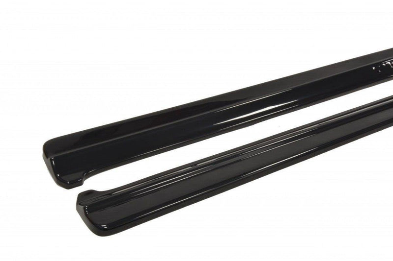 Maxton sideskørter til Volkswagen Golf Mk5 GTI – blank sort – billede 2 af 3