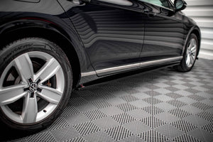 Maxton sideskørter til Volkswagen Passat B8 Facelift – blank sort – billede 2 af 5