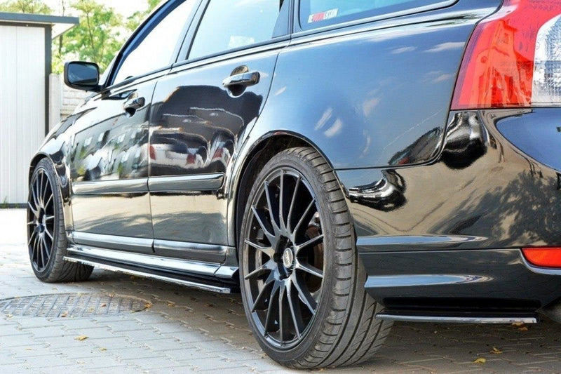 Maxton sideskørter til Volvo V50F R-Design – blank sort – billede 2 af 6