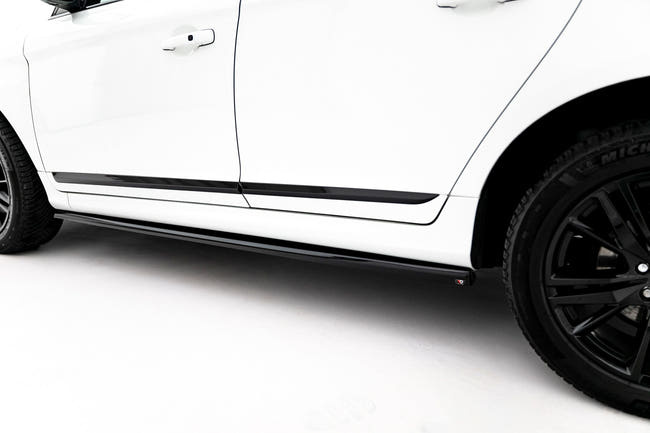 Maxton Side Skirts Diffusers Volvo Xc60 R-Design Mk1 Facelift - Gloss Black