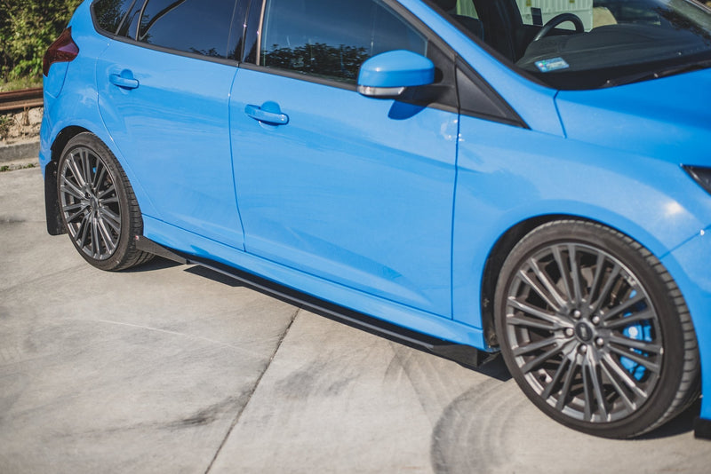 Maxton Racing Durability Side Skirts Diffusers + Flaps Ford Focus RS Mk3 - Black + Gloss Flaps