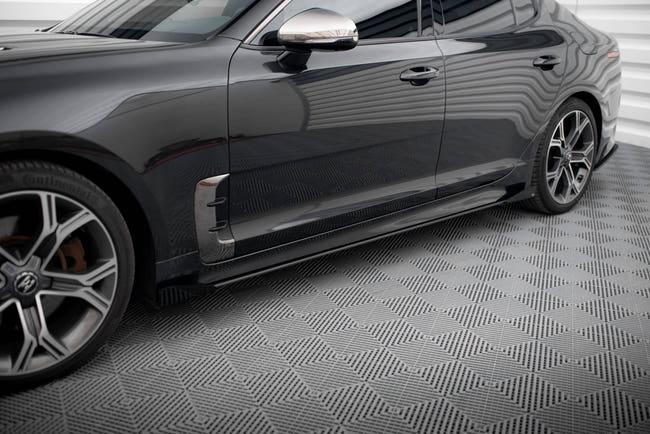 Maxton Side Flaps Kia Stinger GT / GT-Line / Standard Mk1