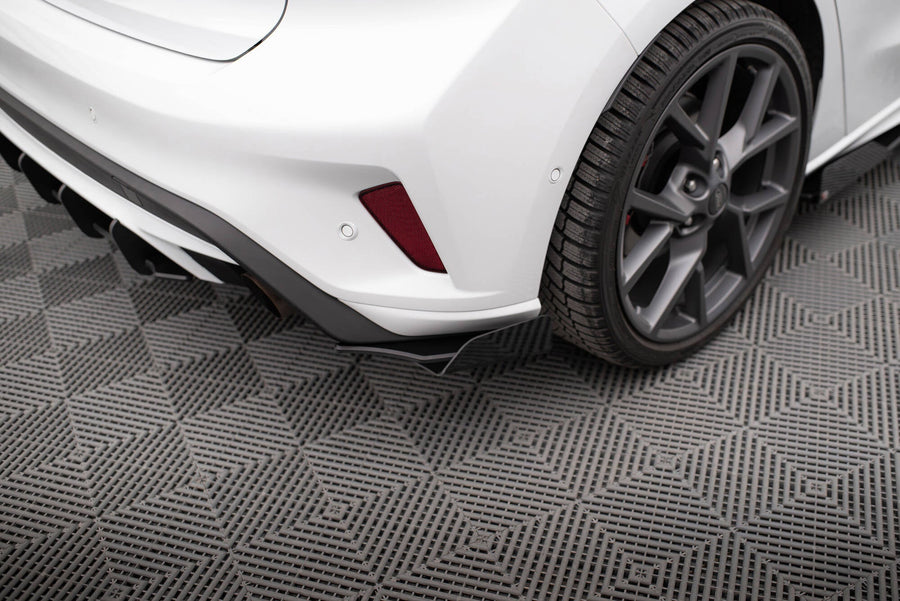 Maxton Rear Side Flaps Ford Focus St Mk4 - Gloss Flaps