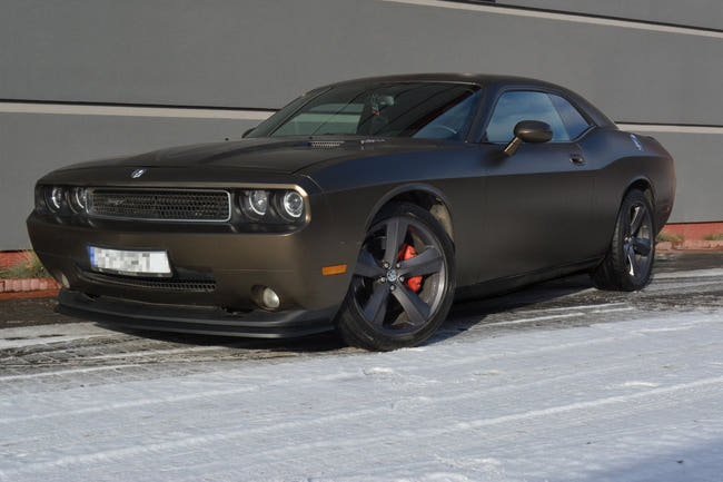 Maxton Front Splitter Dodge Challenger Mk3. Phase-I Srt8 Coupe - Gloss Black