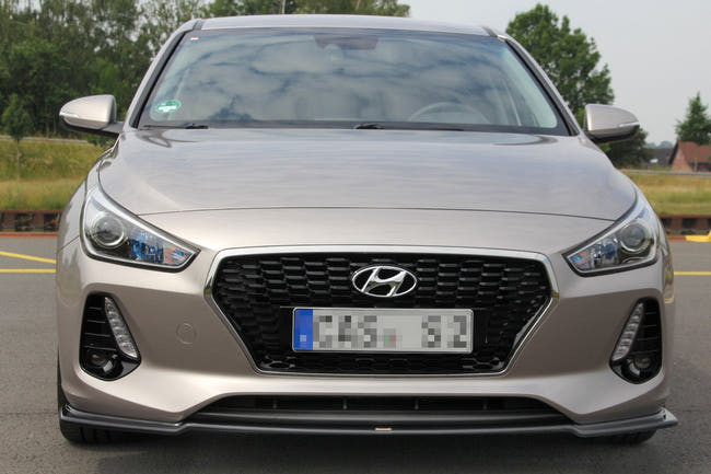 Maxton frontsplitter til Hyundai I30 Mk3 Hatchback – blank sort – billede 1 af 5