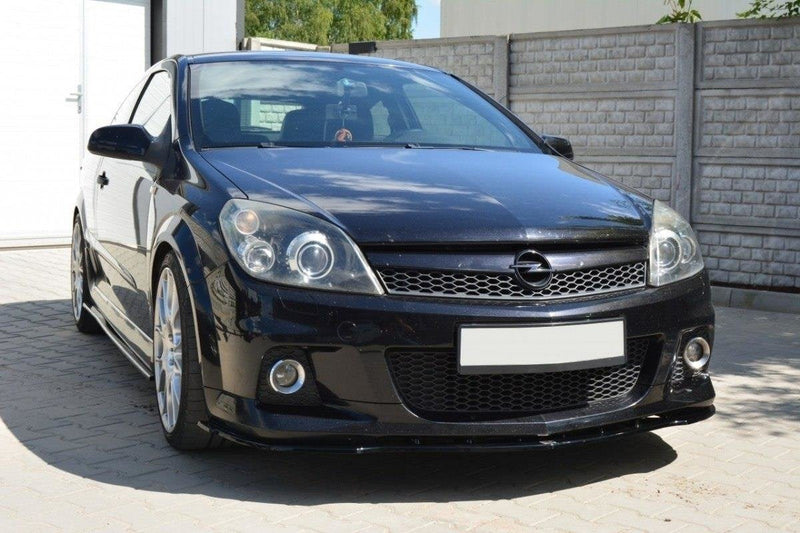 Maxton frontsplitter til Opel Astra H (FOR OPC / VXR) – blank sort – billede 1 af 4