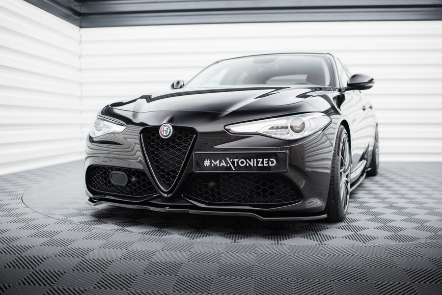 Maxton frontsplitter til Alfa Romeo Giulia Veloce – blank sort – billede 1 af 5