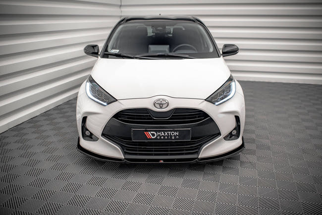 Maxton Front Splitter V.1 + Flaps Toyota Yaris Mk4 - Gloss Black