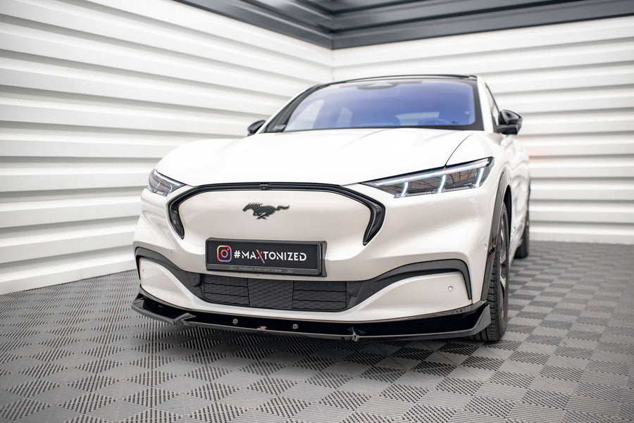 Maxton frontsplitter til Ford Mustang Mach-E Mk1 – blank sort – billede 1 af 6
