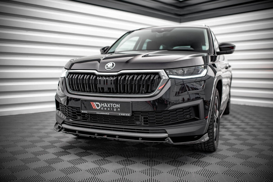 Maxton frontsplitter til Skoda Kodiaq Mk1 Facelift – blank sort – billede 1 af 4
