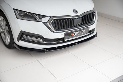 Maxton frontsplitter til Skoda Octavia Mk4 – blank sort – billede 3 af 7