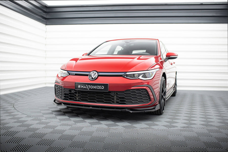 Maxton frontsplitter til Volkswagen Golf GTI / GTE / GTD / R-Line Mk8 – blank sort – billede 1 af 5