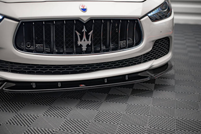 Maxton frontsplitter til Maserati Ghibli Mk3 – blank sort – billede 2 af 4
