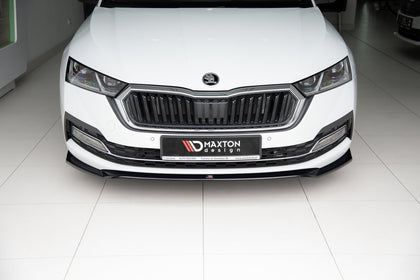 Maxton frontsplitter til Skoda Octavia Mk4 – blank sort – billede 2 af 7