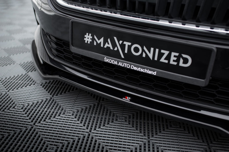 Maxton frontsplitter til Skoda Scala – blank sort – billede 3 af 5