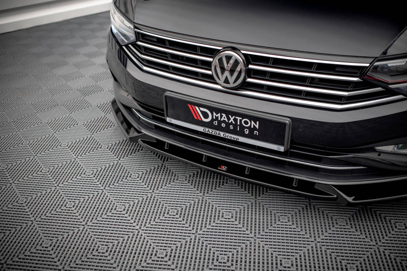 Maxton frontsplitter til Volkswagen Passat B8 Facelift – blank sort – billede 3 af 5