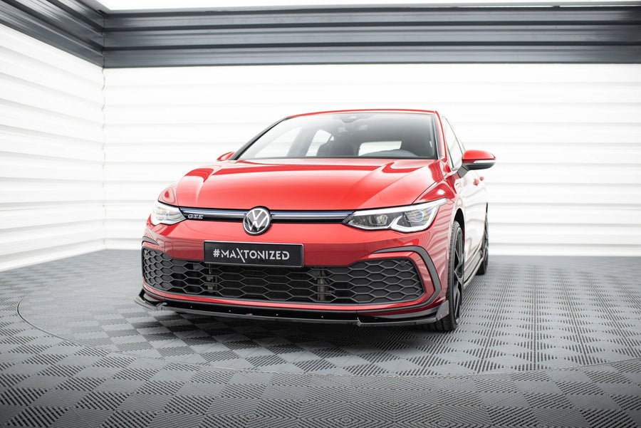 Maxton frontsplitter til Volkswagen Golf GTI / GTE / GTD / R-Line Mk8 – blank sort – billede 1 af 5