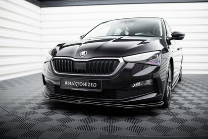 Maxton frontsplitter til Skoda Scala – blank sort – billede 1 af 5