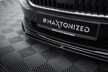 Maxton frontsplitter til Skoda Scala – blank sort – billede 3 af 5