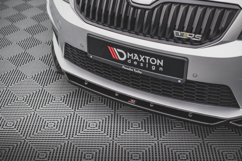 Maxton frontsplitter til Skoda Octavia RS Mk3 – blank sort – billede 4 af 7