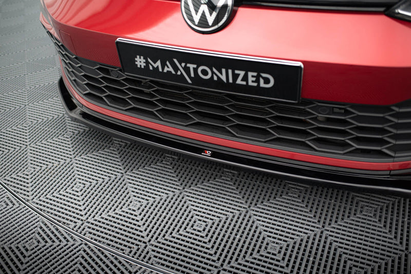 Maxton frontsplitter til Volkswagen Golf GTI / GTE / GTD / R-Line Mk8 – blank sort – billede 3 af 5