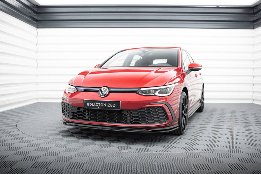 Maxton frontsplitter til Volkswagen Golf GTI / GTE / GTD / R-Line Mk8 – blank sort – billede 1 af 5