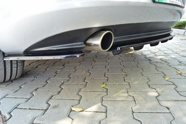 Maxton rear splitter til Alfa Romeo 159 (with vertical bars) – blank sort – billede 2 af 8