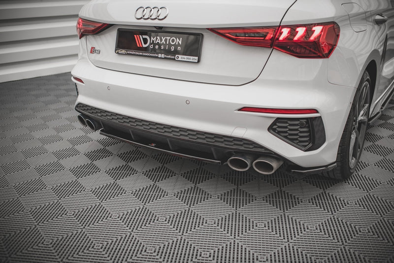 Maxton rear splitter til Audi S3 Sportback 8Y – blank sort – billede 1 af 6