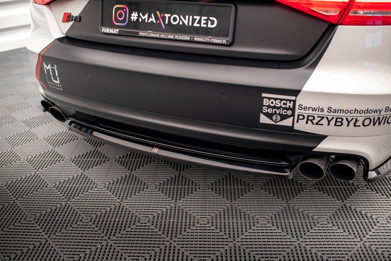 Maxton rear splitter til Audi S8 D4 – blank sort – billede 2 af 5