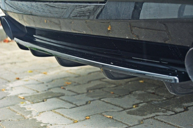 Maxton rear splitter til BMW 5 M-Pack Sedan/Touring F10/F11 (fits two double Exhaust ends) – blank sort – billede 1 af 5