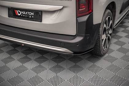 Maxton rear splitter til Citroen Berlingo Mk3 – blank sort – billede 3 af 5