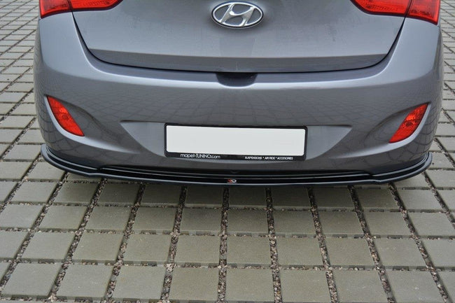 Maxton rear splitter til Hyundai i30 Mk2 – blank sort – billede 1 af 8
