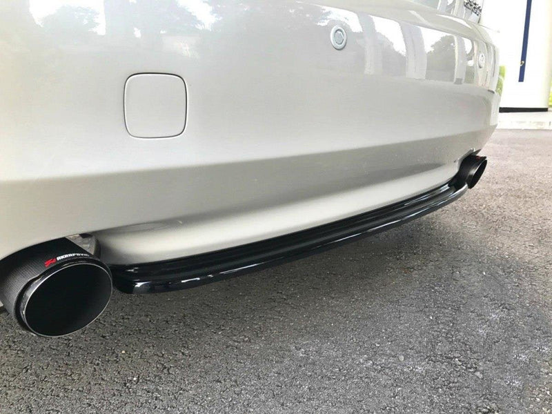 Maxton Central Rear Splitter Lexus Gs 300 Mk3 Facelift (Without Vertical Bars) - Gloss Black