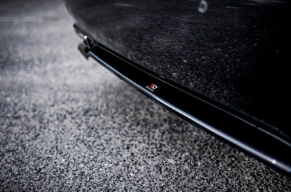 Maxton rear splitter til Lexus LS Mk4 Facelift – blank sort – billede 3 af 7