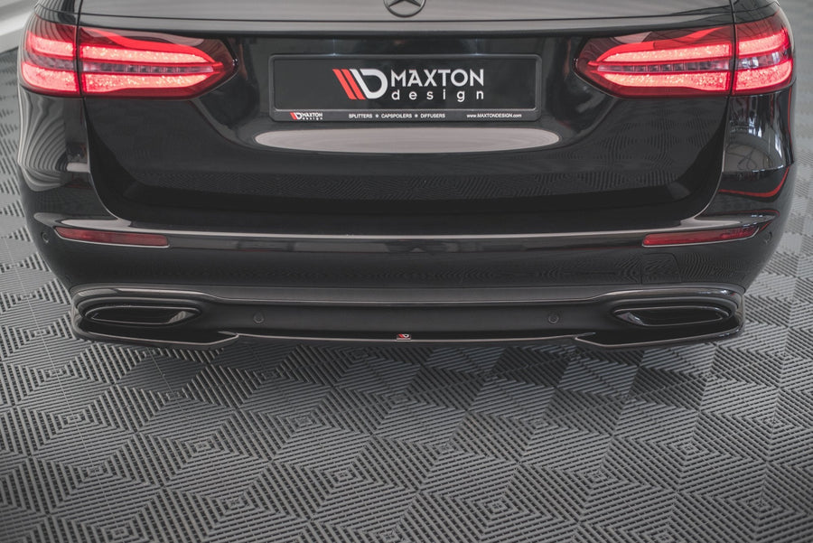 Maxton rear splitter til Mercedes-Benz E W213 – blank sort – billede 1 af 5