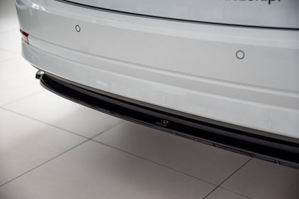 Maxton rear splitter til Skoda Octavia Mk4 – blank sort – billede 3 af 8