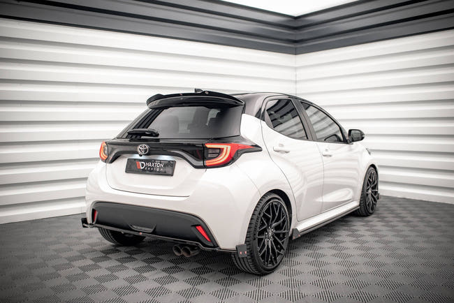 Maxton Central Rear Splitter V.1 + Flaps  Toyota Yaris Mk4 - Gloss Black