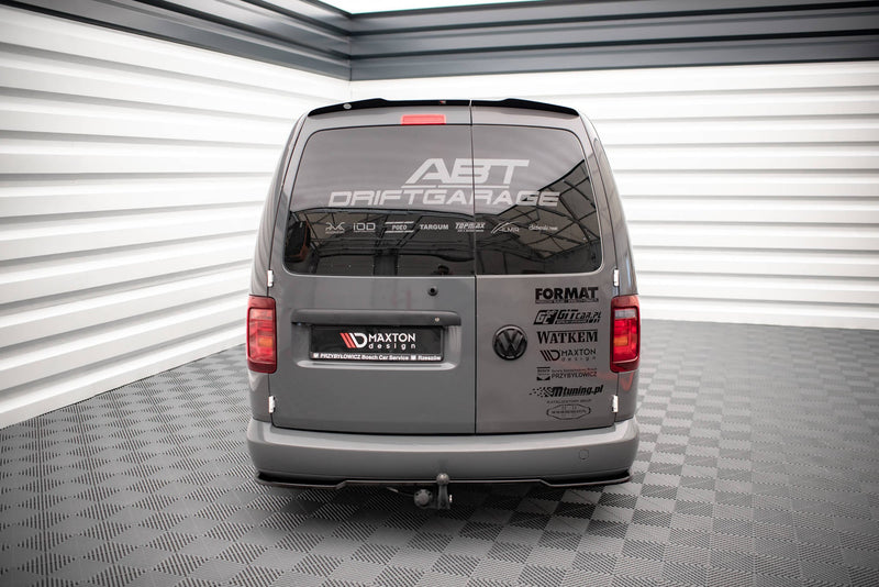 Maxton rear splitter til Volkswagen Caddy Long Mk3 Facelift – blank sort – billede 1 af 5