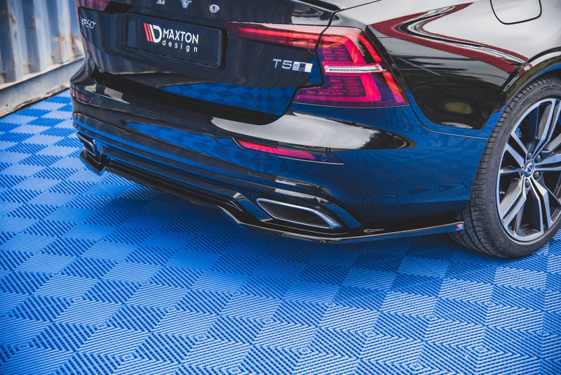 Maxton rear splitter til Volvo S60/V60 R-Design Mk3 – blank sort – billede 3 af 7